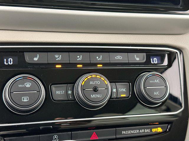 Photo of 2022 Tourmaline Blue Metallic Volkswagen Atlas