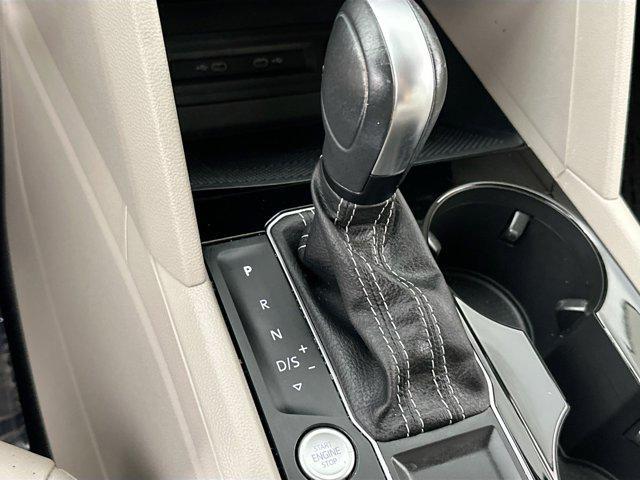 Photo of 2022 Tourmaline Blue Metallic Volkswagen Atlas