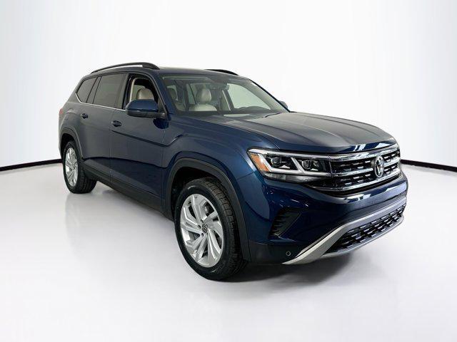 Photo of 2022 Tourmaline Blue Metallic Volkswagen Atlas
