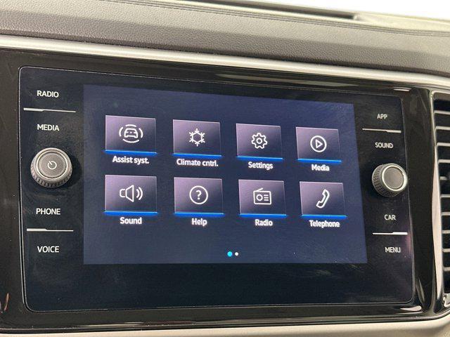 Photo of 2022 Tourmaline Blue Metallic Volkswagen Atlas
