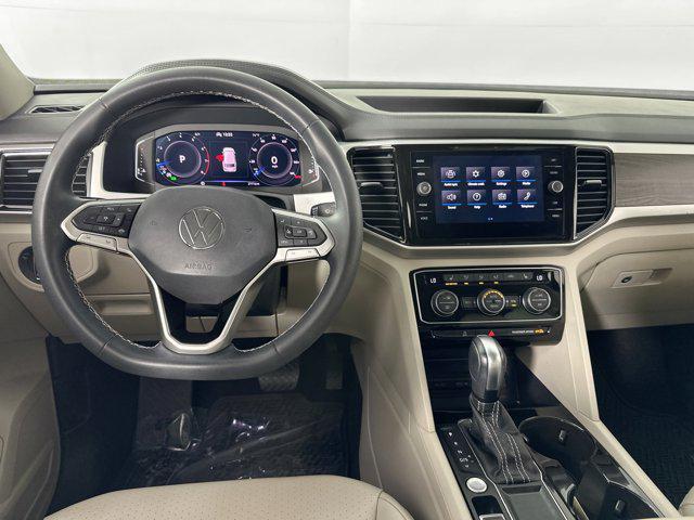 Photo of 2022 Tourmaline Blue Metallic Volkswagen Atlas