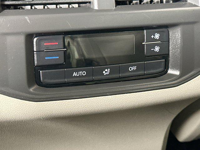 Photo of 2022 Tourmaline Blue Metallic Volkswagen Atlas
