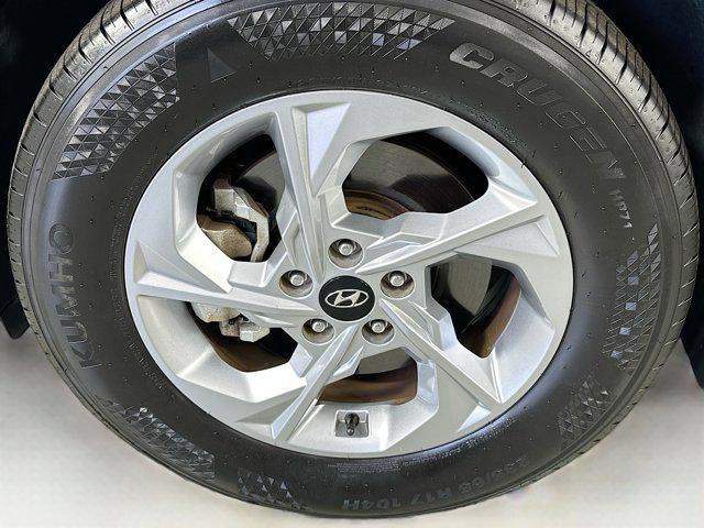 Photo of 2022 Amazon Gray Hyundai TUCSON