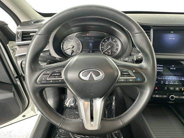 Photo of 2022 Majestic White INFINITI QX50