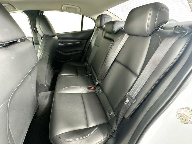Photo of 2020 Snowflake White Pearl Mica Mazda Mazda3
