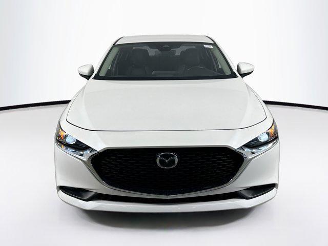 Photo of 2020 Snowflake White Pearl Mica Mazda Mazda3