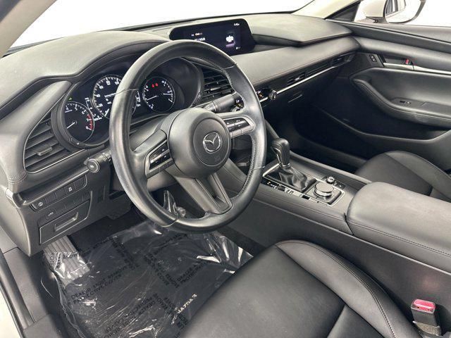 Photo of 2020 Snowflake White Pearl Mica Mazda Mazda3