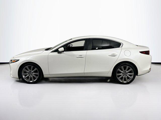 Photo of 2020 Snowflake White Pearl Mica Mazda Mazda3