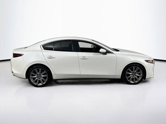 Photo of 2020 Snowflake White Pearl Mica Mazda Mazda3