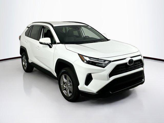 Photo of 2023 Ice Cap Toyota RAV4