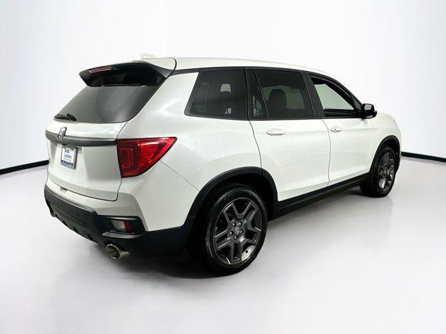 Photo of 2022 Platinum White Pearl Honda Passport