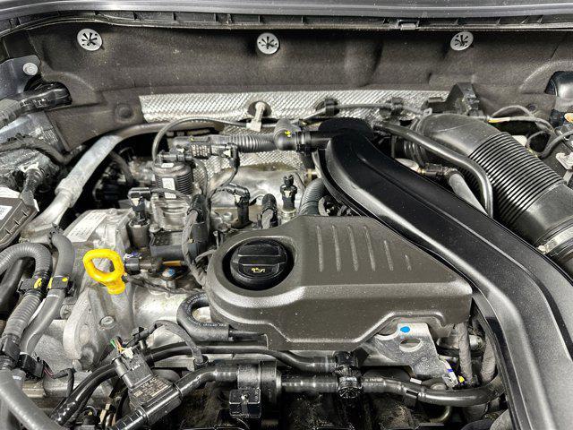 Photo of 2022 Platinum Gray Metallic Volkswagen Taos