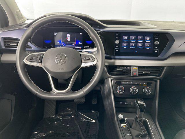 Photo of 2022 Platinum Gray Metallic Volkswagen Taos