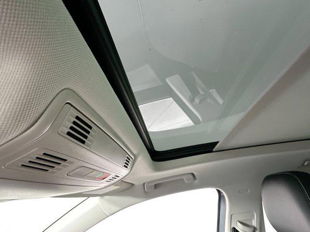 Photo of 2022 Platinum Gray Metallic Volkswagen Taos