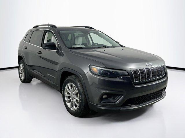 Photo of 2022 Granite Crystal Metallic Clearcoat Jeep Cherokee