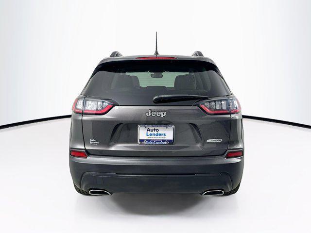 Photo of 2022 Granite Crystal Metallic Clearcoat Jeep Cherokee