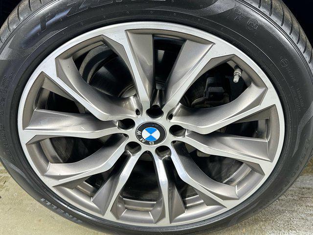 Photo of 2019 Glacier Silver Metallic BMW X6