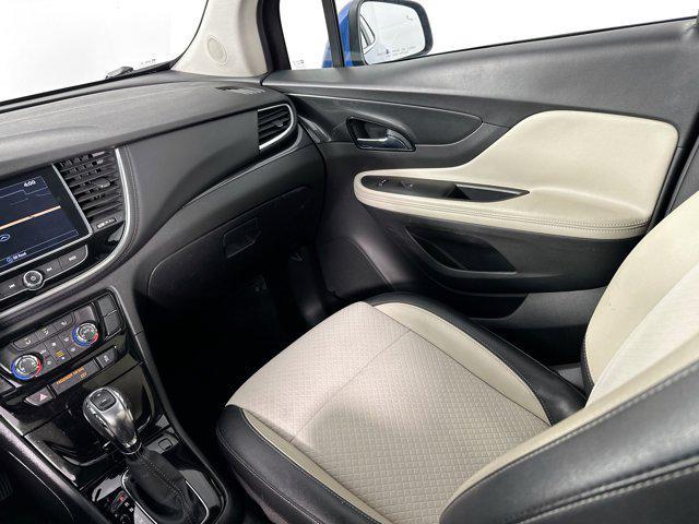 Photo of 2018 Coastal Blue Metallic Buick Encore