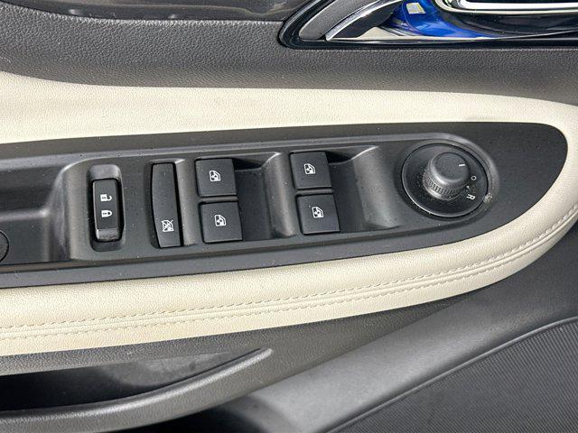 Photo of 2018 Coastal Blue Metallic Buick Encore