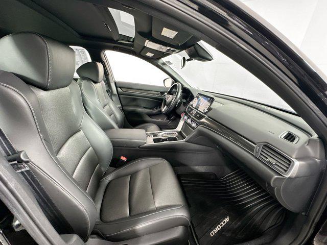 Photo of 2022 Crystal Black Pearl Honda Accord