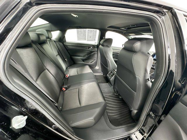 Photo of 2022 Crystal Black Pearl Honda Accord