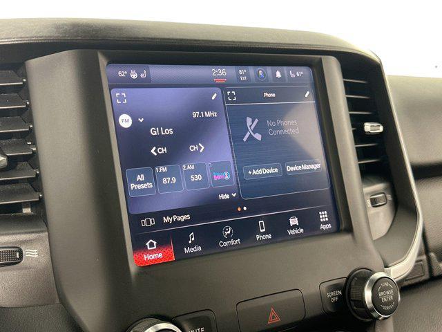 Photo of 2022 Diamond Black Crystal Pearlcoat RAM 1500
