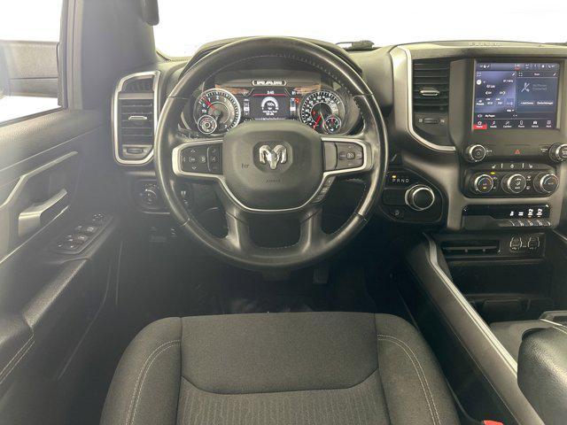 Photo of 2022 Diamond Black Crystal Pearlcoat RAM 1500