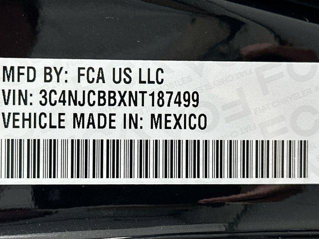 Photo of 2022 Diamond Black Crystal Pearlcoat Jeep Compass