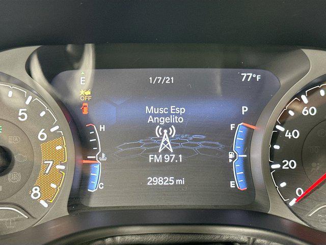 Photo of 2022 Diamond Black Crystal Pearlcoat Jeep Compass