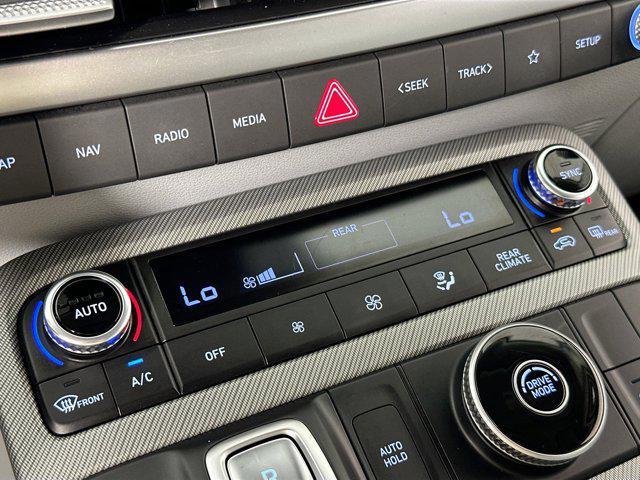 Photo of 2023 Hyper White Hyundai PALISADE
