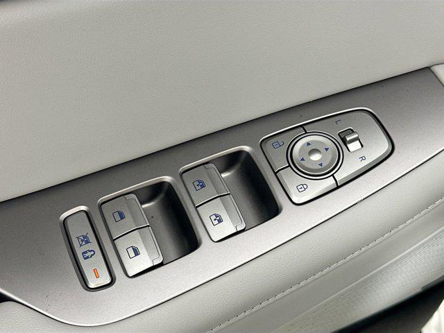 Photo of 2023 Hyper White Hyundai PALISADE