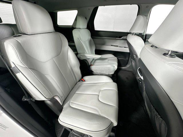Photo of 2023 Hyper White Hyundai PALISADE