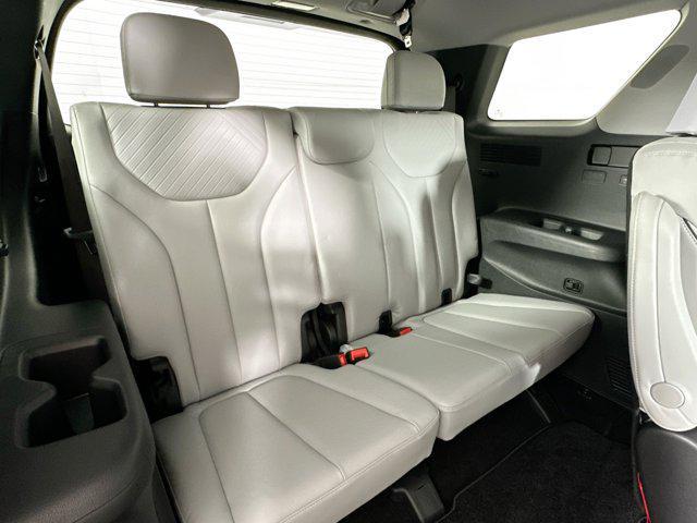 Photo of 2023 Hyper White Hyundai PALISADE