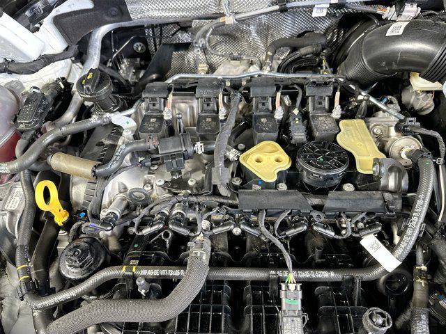Photo of 2022 Pure White Volkswagen Tiguan