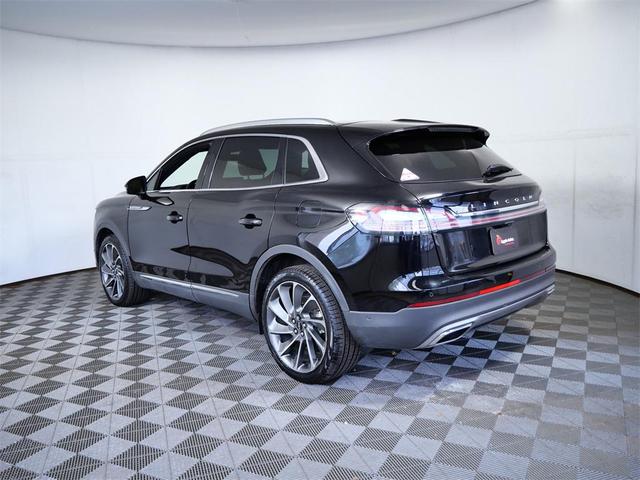 Photo of 2022 Infinite Black Metallic Clearcoat Lincoln Nautilus