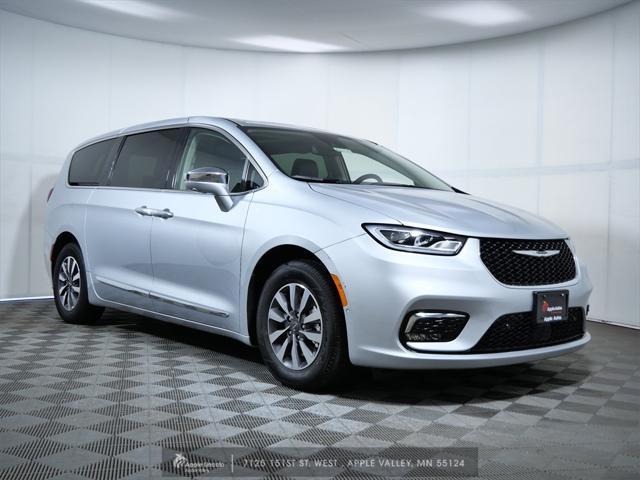 2022 Chrysler Pacifica Hybrid