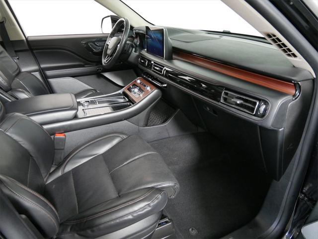 Photo of 2022 Black Lincoln Aviator