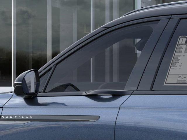 Photo of 2025 Blue Metallic Lincoln Nautilus
