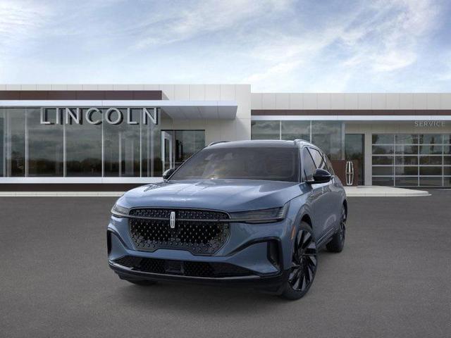 Photo of 2025 Blue Metallic Lincoln Nautilus