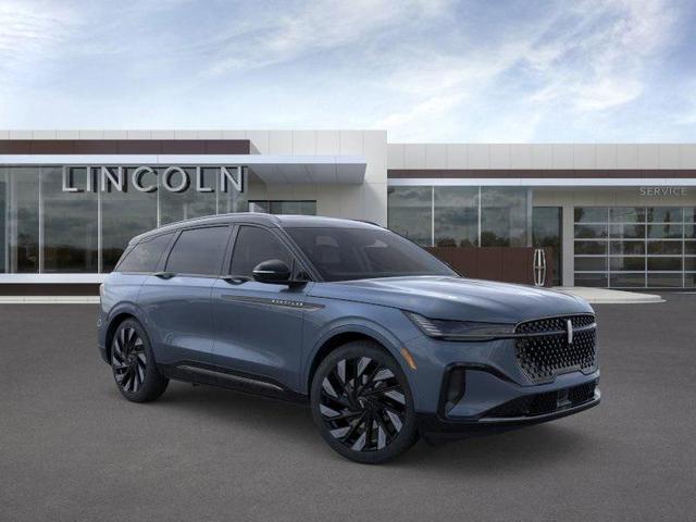 Photo of 2025 Blue Metallic Lincoln Nautilus