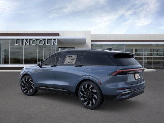 Photo of 2025 Blue Metallic Lincoln Nautilus