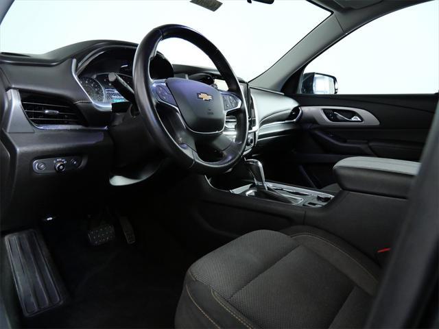 Photo of 2019 Graphite Metallic Chevrolet Traverse