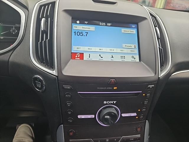 Photo of 2016 KONA BLUE METALLIC Ford Edge