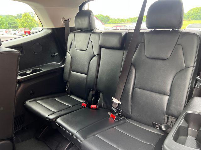 Photo of 2022 Ebony Black Kia Telluride