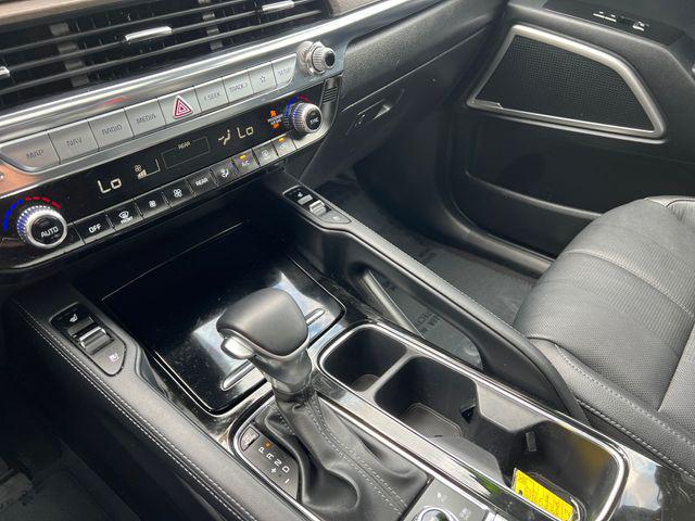 Photo of 2022 Ebony Black Kia Telluride