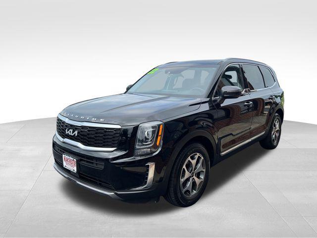 Photo of 2022 Ebony Black Kia Telluride