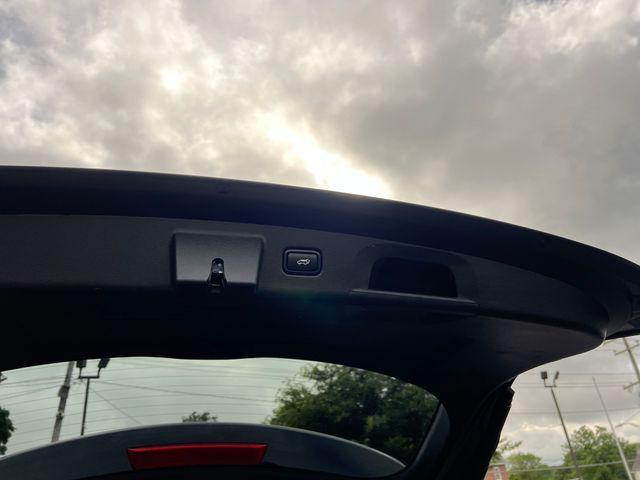 Photo of 2022 Ebony Black Kia Telluride