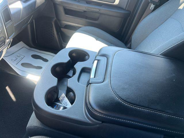 Photo of 2022 Diamond Black Crystal Pearlcoat RAM 1500 Classic