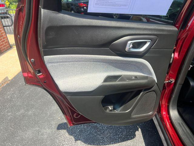 Photo of 2022 Velvet Red Pearlcoat Jeep Compass