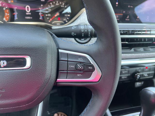 Photo of 2022 Velvet Red Pearlcoat Jeep Compass